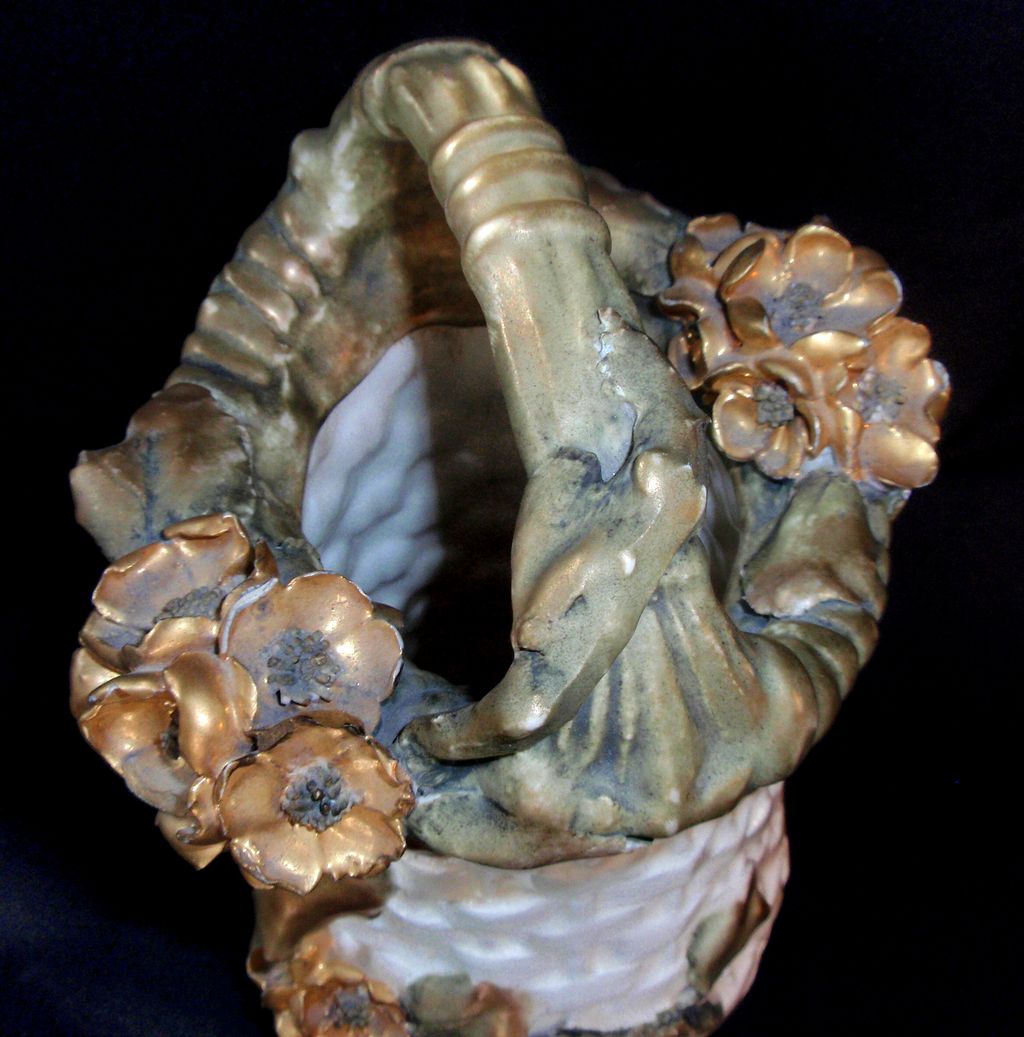 Impressive Basket Weave Amphora Vase with applied Flowers Impressive Basket Weave Amphora Vase with applied Flowers