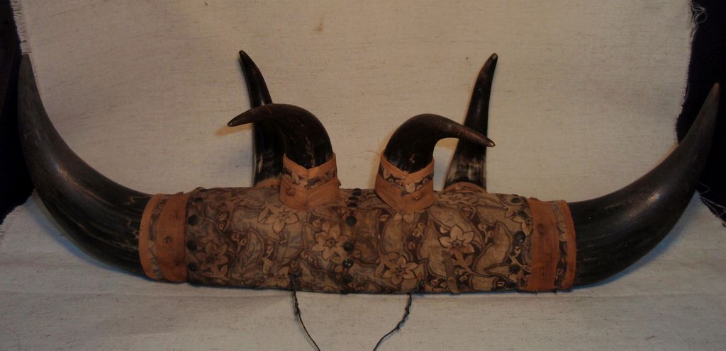 Victorian Bison Horn Coat Rack Victorian Bison Horn Coat Rack