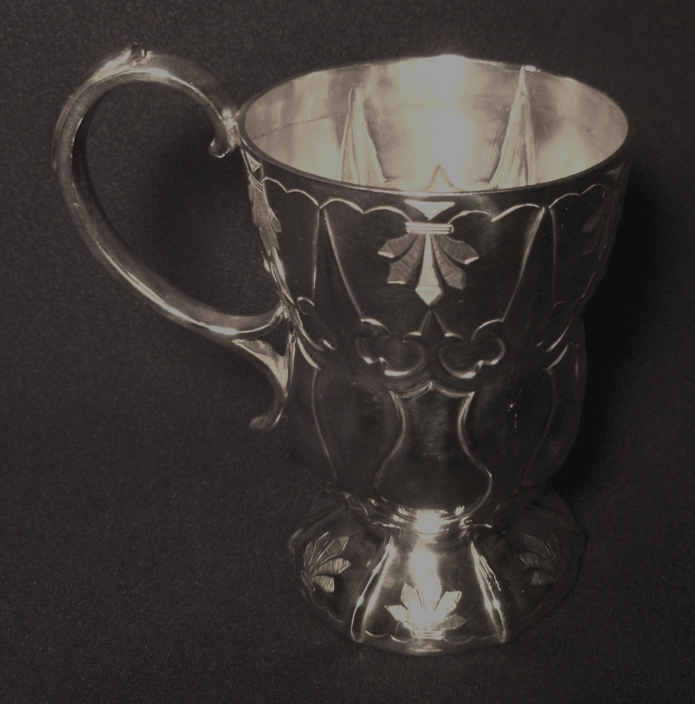 Outstanding English Sterling Silver Pint Mug 1856 Outstanding English Sterling Silver Pint Mug 1856