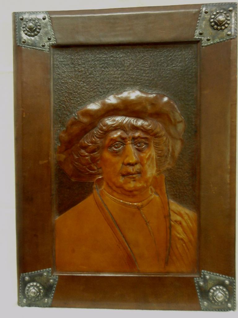 Stunning Tooled and Pressed Leather Artists Portfolio Stunning Tooled and Pressed Leather Artists Portfolio