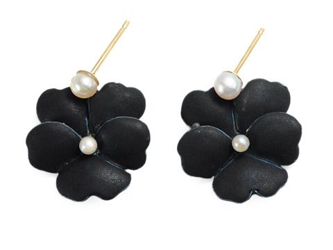 Pansies at Midnight - Flower Motif Earrings Pansies at Midnight - Flower Motif Earrings