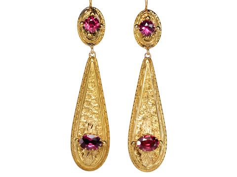 Victorian Garnets in a Teardrop Pendant Earring Victorian Garnets in a Teardrop Pendant Earring