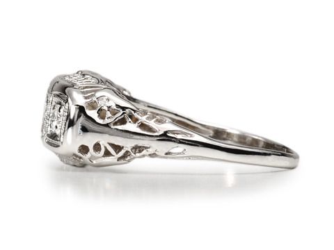 Trifecta of Diamonds: Mid 20th C. Ring Trifecta of Diamonds: Mid 20th C. Ring
