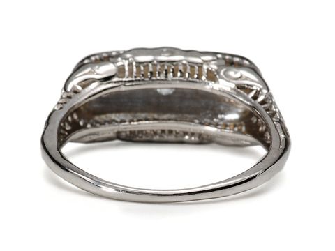 Trifecta of Diamonds: Mid 20th C. Ring Trifecta of Diamonds: Mid 20th C. Ring