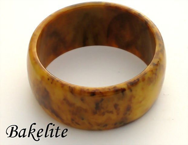 Vintage Retro Bakelite Wide Mississippi Mud Bangle Bracelet Vintage Retro Bakelite Wide Mississippi Mud Bangle Bracelet