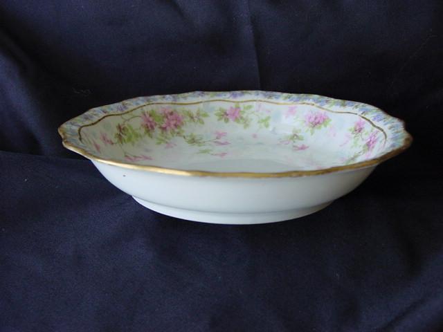 Set of (8) Limoges Porcelain Berry or Nut Bowls – Pink, Blue and Purple Dainty Flowers – JPL France Jean Pouyat 1900-1906 Set of (8) Limoges Porcelain Berry or Nut Bowls – Pink, Blue and Purple Dainty Flowers – JPL France Jean Pouyat 1900-1906