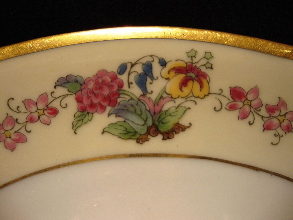 Delightful Bavarian Two Handled Dish Hand Painted with Flowers by Pickard Studio ~ Moschendorf Bavaria / Pickard Studio 1930-1938 Delightful Bavarian Two Handled Dish Hand Painted with Flowers by Pickard Studio ~ Moschendorf Bavaria / Pickard Studio 1930-1938