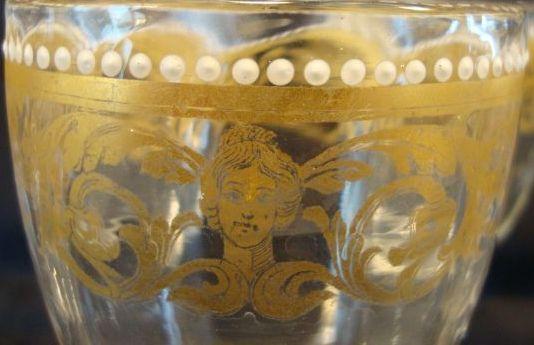 Set of 12 ~Unique Hand Blown Venetian / Murano 8 OZ Wine / Cocktail Glasses ~ Gold Designs with White Enamel Beads Set of 12 ~Unique Hand Blown Venetian / Murano 8 OZ Wine / Cocktail Glasses ~ Gold Designs with White Enamel Beads