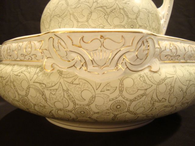 Superb Aesthetic Calvertine Ware Pitcher & Washbowl Set ~ Castilian ~ unmarked DF Haynes BALT Chesapeake Pottery Baltimore MD 1900-1914 Superb Aesthetic Calvertine Ware Pitcher & Washbowl Set ~ Castilian ~ unmarked DF Haynes BALT Chesapeake Pottery Baltimore MD 1900-1914