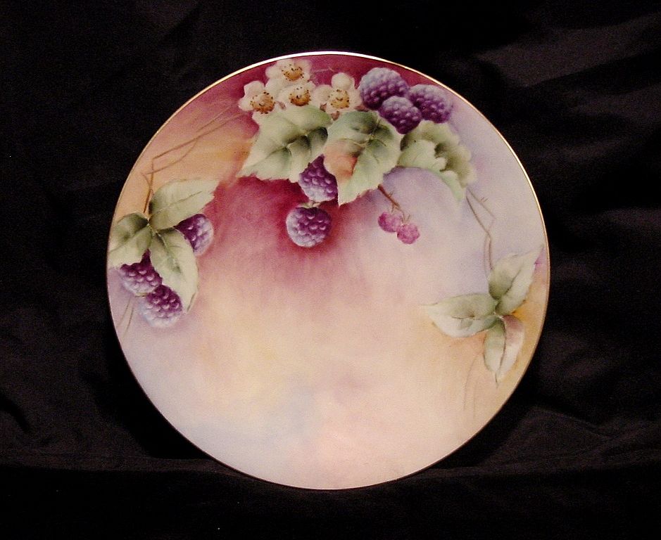 Attractive Limoges France Porcelain Cabinet Plate ~ Hand Painted with Delicious Blackberries ~ Artist Initialed ~ Jean Pouyat JPL ~ 1890-1932 Attractive Limoges France Porcelain Cabinet Plate ~ Hand Painted with Delicious Blackberries ~ Artist Initialed ~ Jean Pouyat JPL ~ 1890-1932