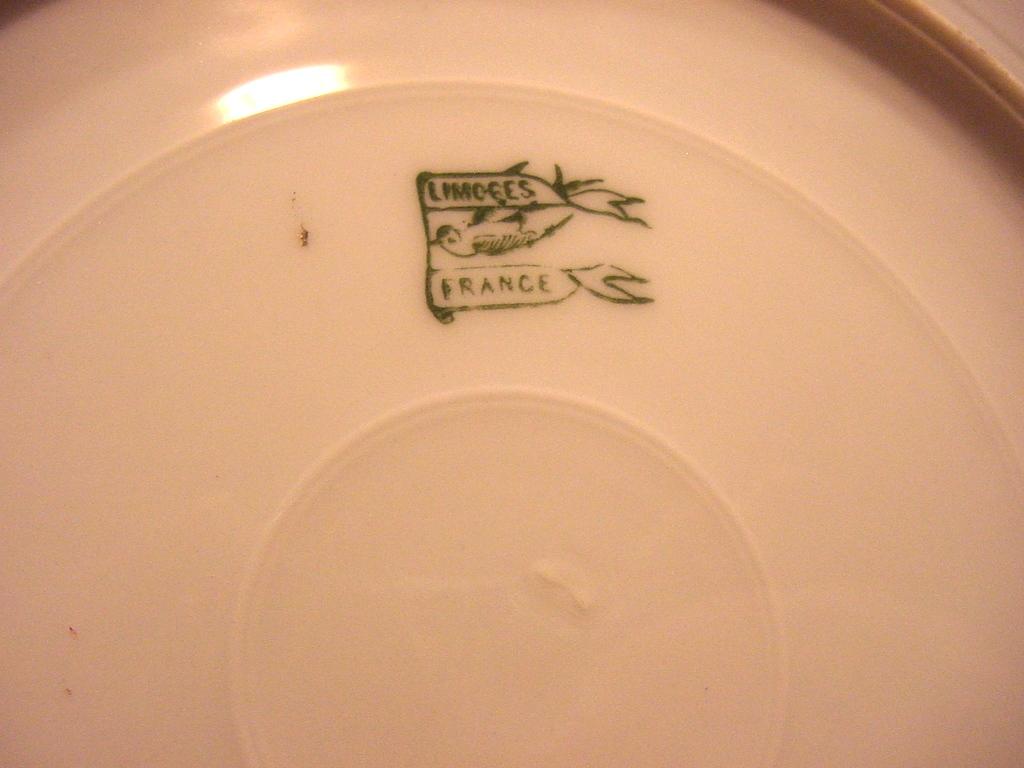 Handsome Limoges Porcelain Game Plate ~ Hand Painted With a Quail in Flight ~ Artist Signed ~ Charles Martin 1891-1900 Handsome Limoges Porcelain Game Plate ~ Hand Painted With a Quail in Flight ~ Artist Signed ~ Charles Martin 1891-1900