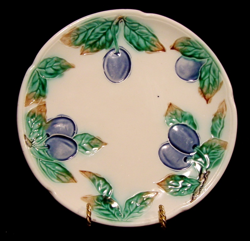 Wonderful Old Majolica Cabinet Plate Decorated with Cobalt Blue Plums ~ (U & C.S.) UTZCHNEIDER & CO Sarreguemines 1865-1891 Wonderful Old Majolica Cabinet Plate Decorated with Cobalt Blue Plums ~ (U & C.S.) UTZCHNEIDER & CO Sarreguemines 1865-1891