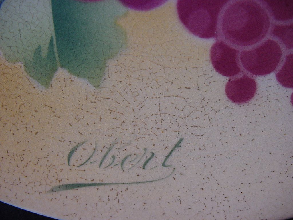 Majolica Cabinet Plaque / Plate with Reddish Purple Grapes ~ Signed Obert ~ KELLER & GUERIN - ERNEST BUSSIERE (Nancy, France) - ca. 1890s - 1930s Majolica Cabinet Plaque / Plate with Reddish Purple Grapes ~ Signed Obert ~ KELLER & GUERIN - ERNEST BUSSIERE (Nancy, France) - ca. 1890s - 1930s