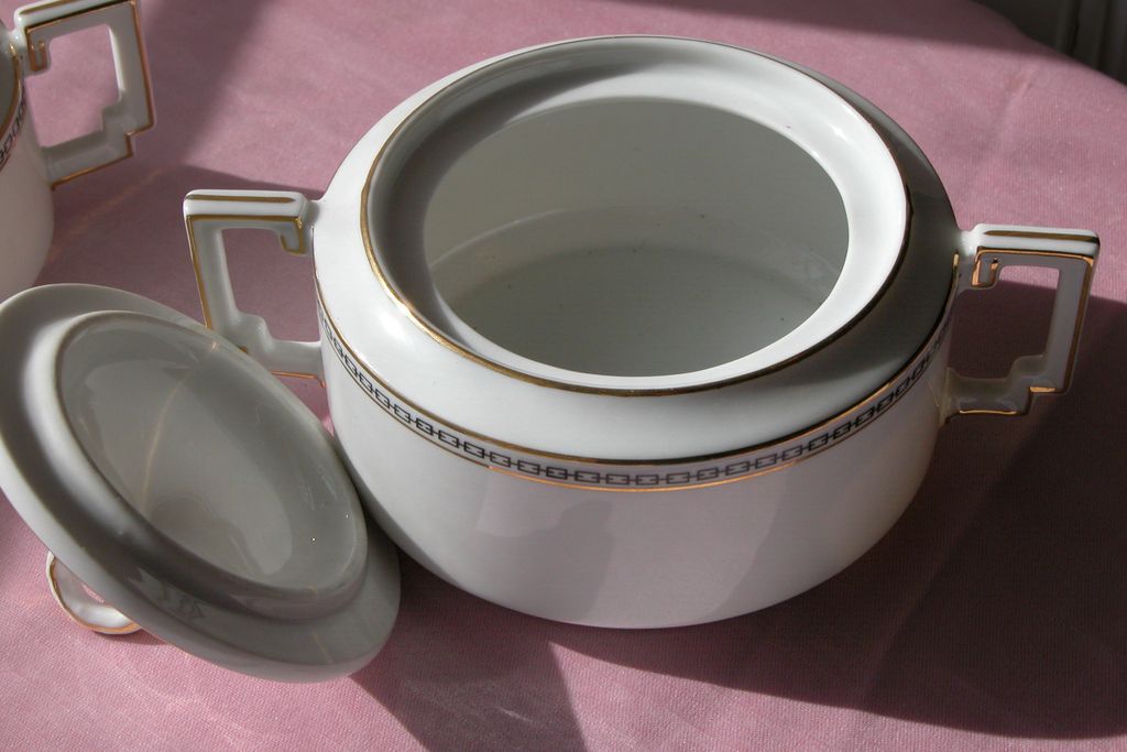 Porcelain Creamer and Sugar Bowl Set for Teas or Coffee - Bavarian Porcelain Creamer and Sugar Bowl Set for Teas or Coffee - Bavarian