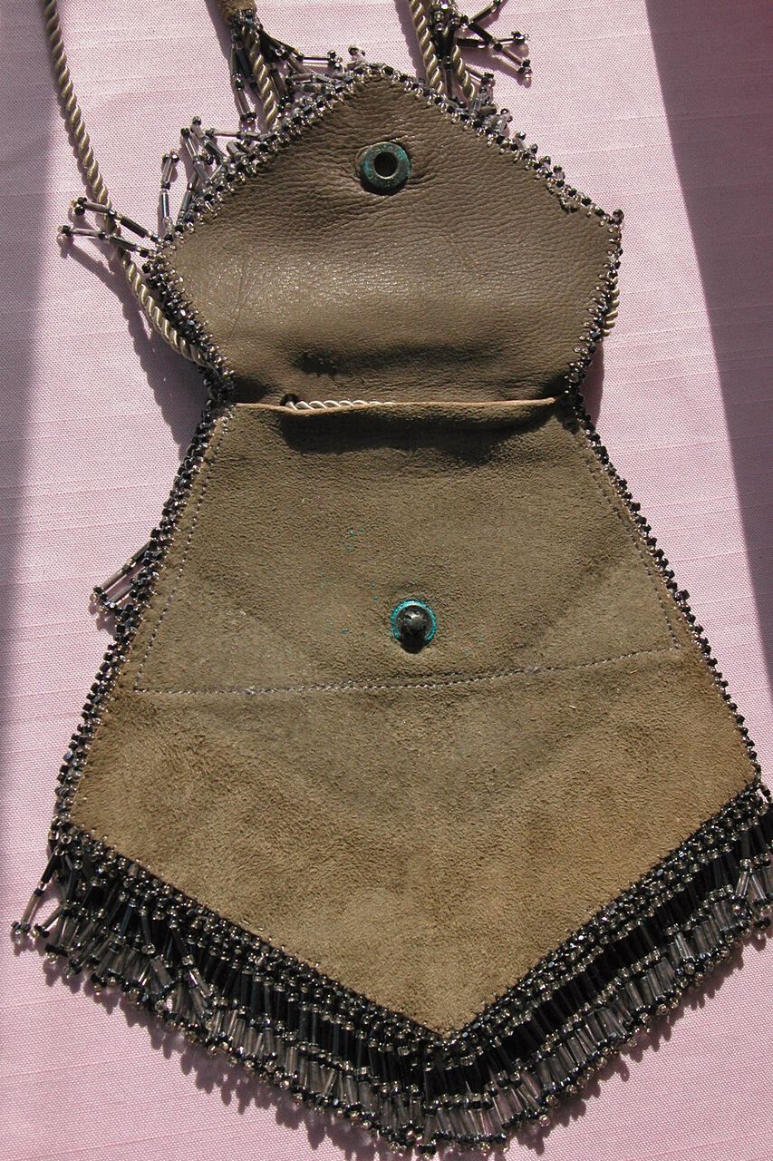 1920's Suede Purse w/ Glass Beads Pristine Condition. 1920's Suede Purse w/ Glass Beads Pristine Condition.