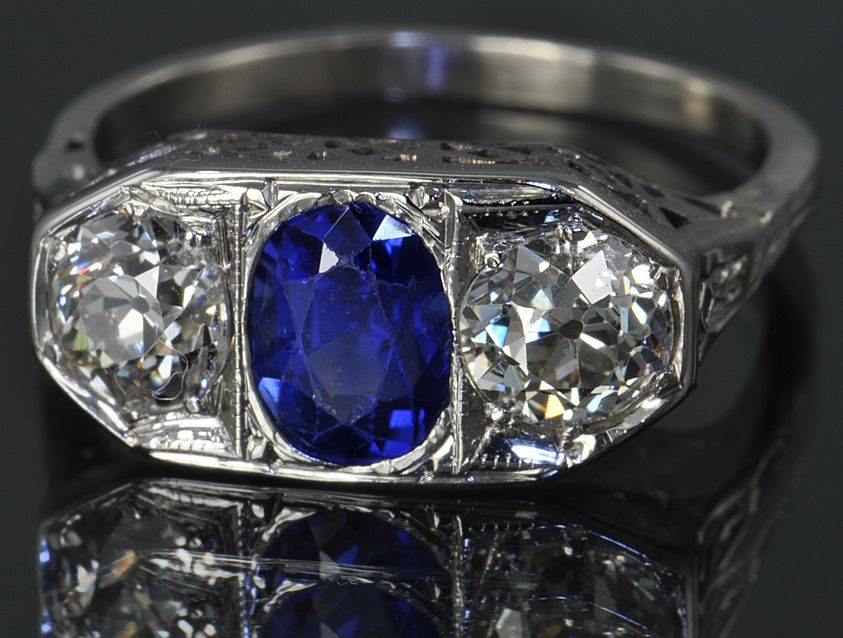 1.75 Carat Diamond and Sapphire Ring 1.75 Carat Diamond and Sapphire Ring