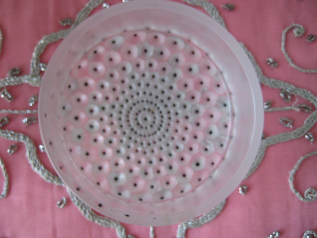 LaLique Crystal Lid to Vanity Box LID LaLique Crystal Lid to Vanity Box LID