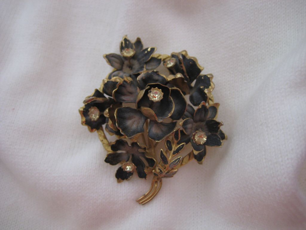 Fabulous Austrian Rhinestone Enamel Brooch Fabulous Austrian Rhinestone Enamel Brooch