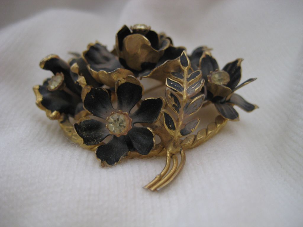 Fabulous Austrian Rhinestone Enamel Brooch Fabulous Austrian Rhinestone Enamel Brooch