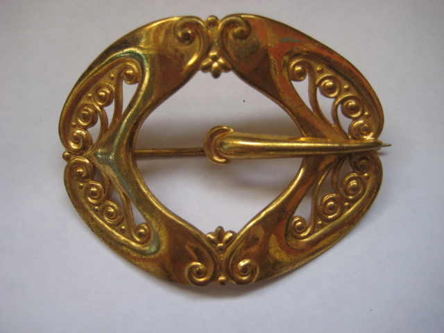 Eloquent Art Nouveau Sash Brooch Eloquent Art Nouveau Sash Brooch