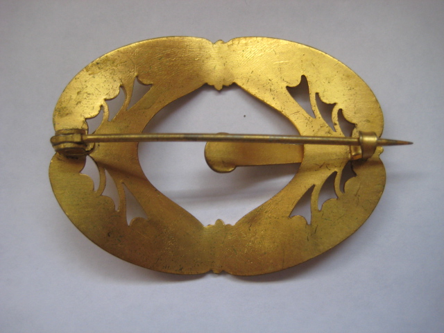 Eloquent Art Nouveau Sash Brooch Eloquent Art Nouveau Sash Brooch