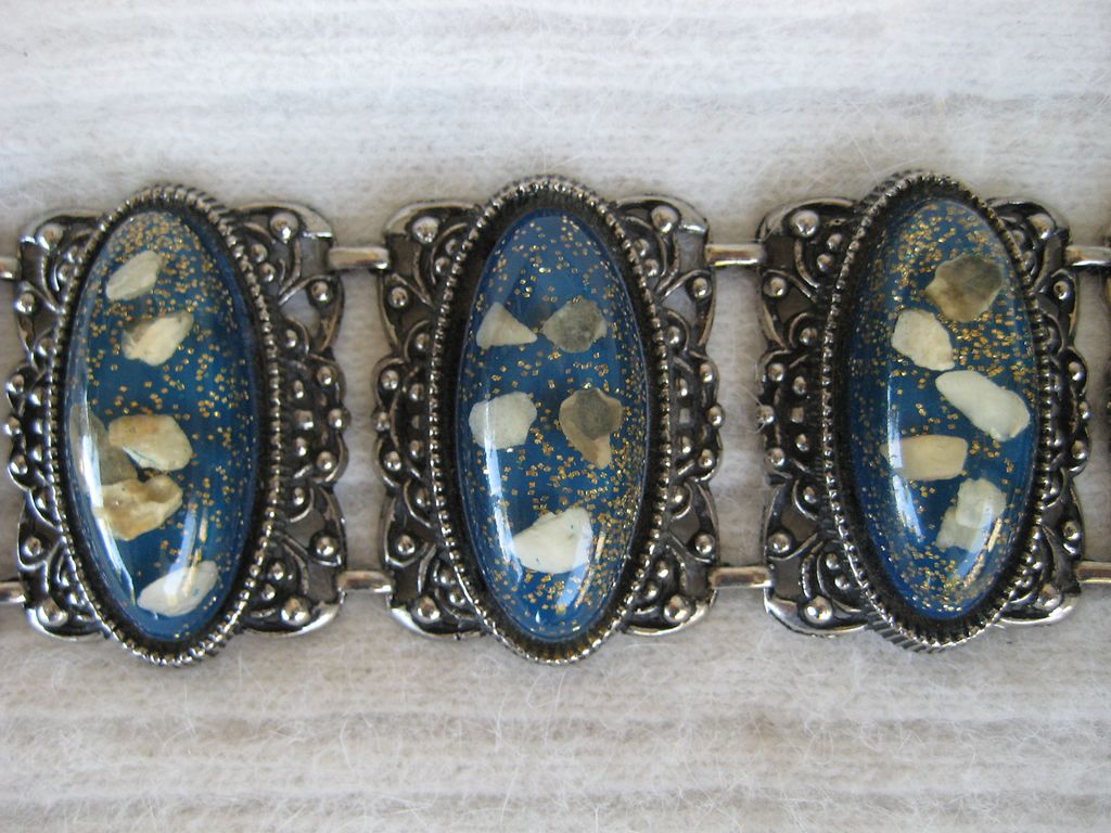 Large Bold Confetti Silvertone Bracelet Earrings Large Bold Confetti Silvertone Bracelet Earrings