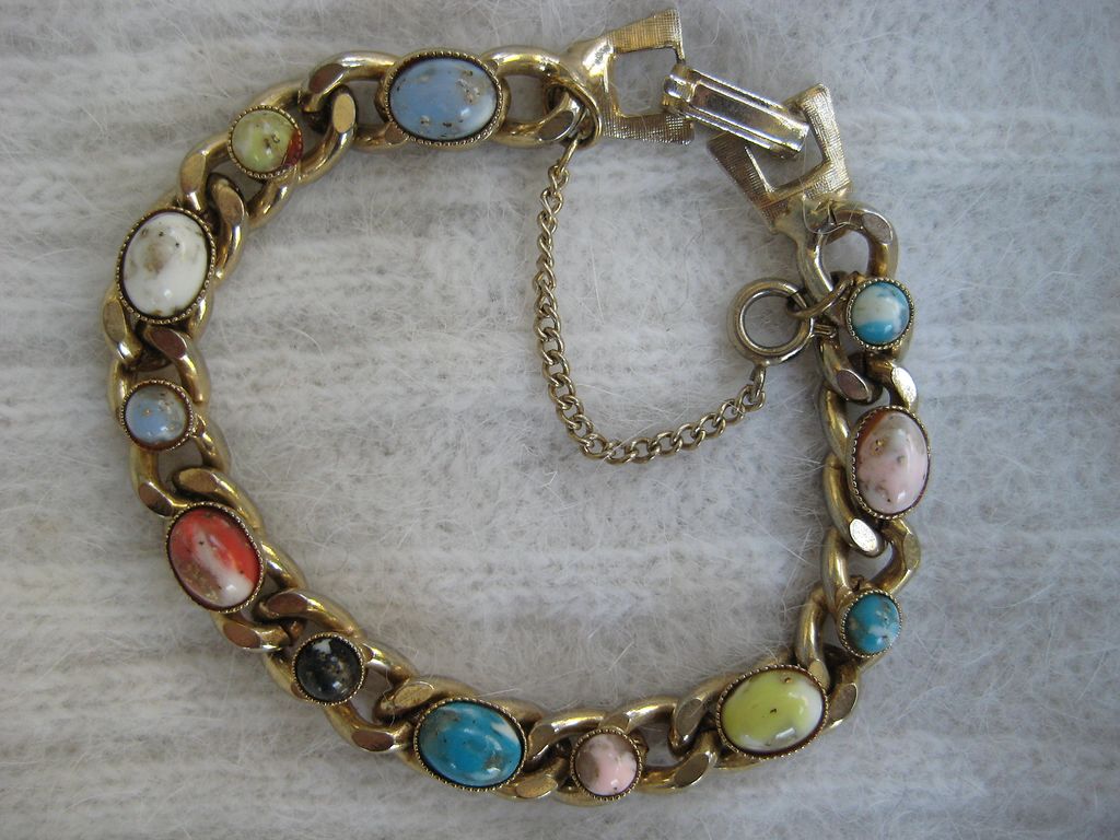 Colorful Glass Cabochon Goldtone Bracelet Colorful Glass Cabochon Goldtone Bracelet