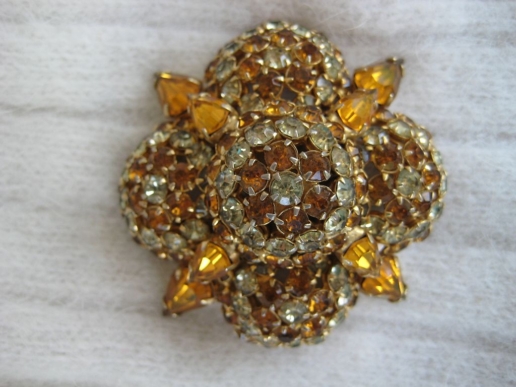 Warner Large Topaz-Colored Rhinestone Brooch Warner Large Topaz-Colored Rhinestone Brooch