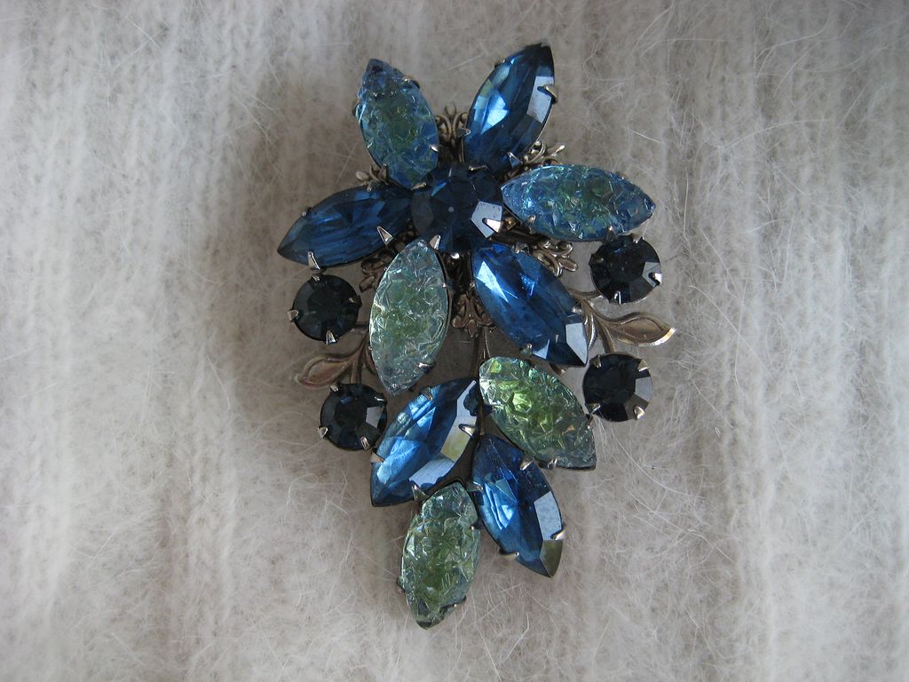 Blue Aqua Art Glass Rhinestone Silvertone Brooch Blue Aqua Art Glass Rhinestone Silvertone Brooch