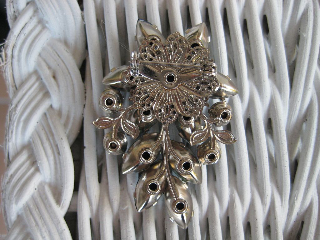Blue Aqua Art Glass Rhinestone Silvertone Brooch Blue Aqua Art Glass Rhinestone Silvertone Brooch