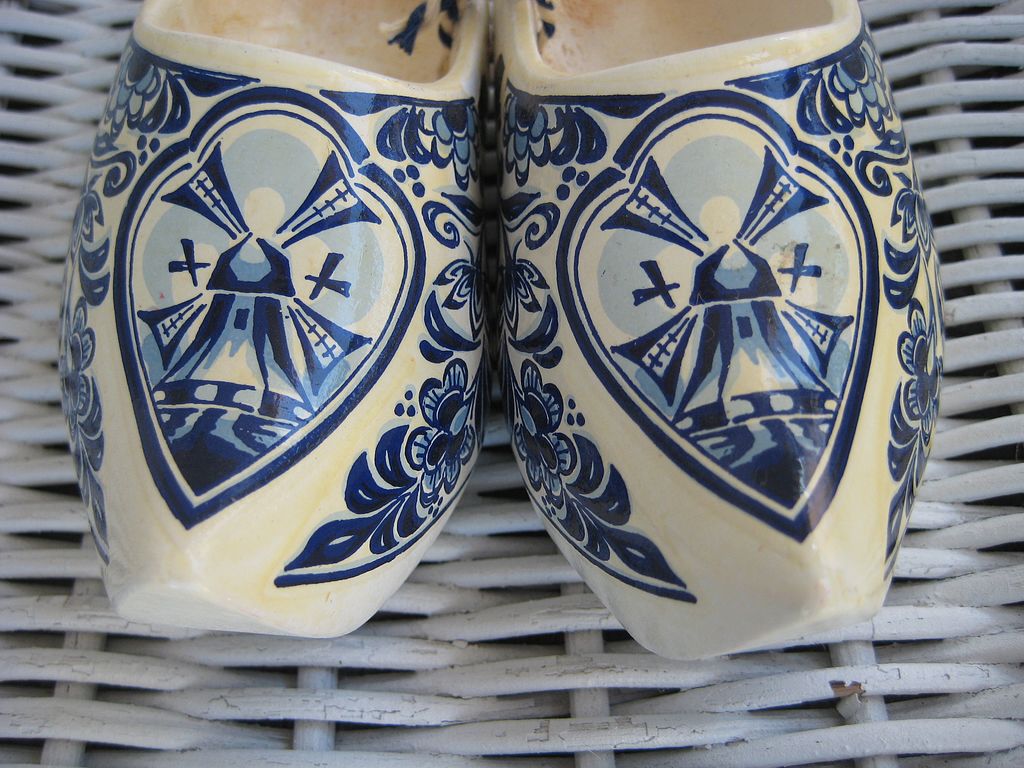 Dutch Holland Delft Shoe Souvenir Dutch Holland Delft Shoe Souvenir