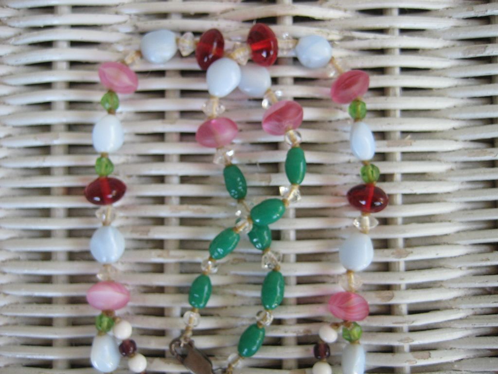 Vintage Red Glass Bead Crystal Necklace Vintage Red Glass Bead Crystal Necklace
