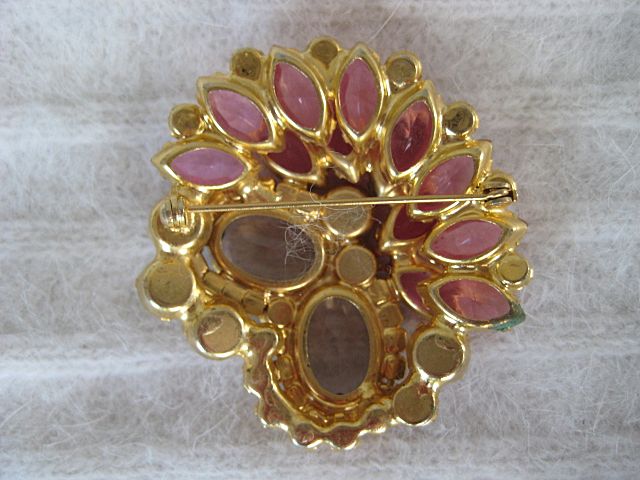 Juliana D&E Pink Lavender Two Tiered Rhinestone Brooch Juliana D&E Pink Lavender Two Tiered Rhinestone Brooch
