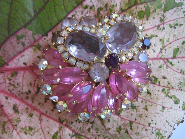 Juliana D&E Pink Lavender Two Tiered Rhinestone Brooch Juliana D&E Pink Lavender Two Tiered Rhinestone Brooch