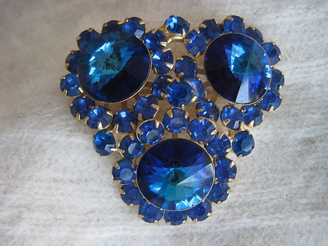 Juliana D&E Capri Blue Crystal Brooch Juliana D&E Capri Blue Crystal Brooch