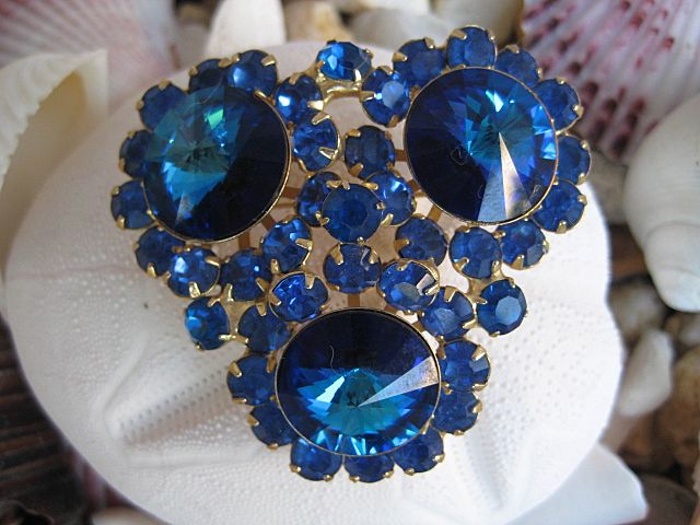 Juliana D&E Capri Blue Crystal Brooch Juliana D&E Capri Blue Crystal Brooch