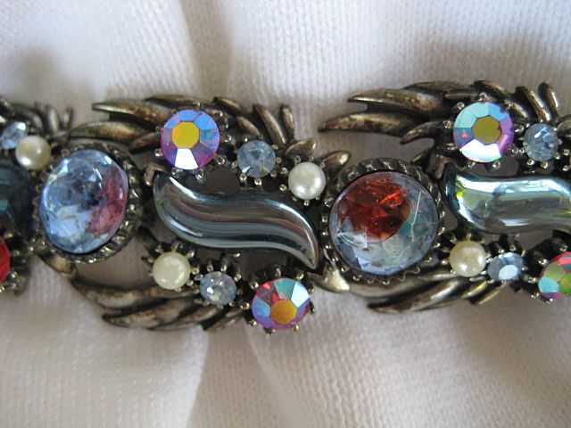 Outstanding Florenza Rhinestone Cab Bracelet Outstanding Florenza Rhinestone Cab Bracelet