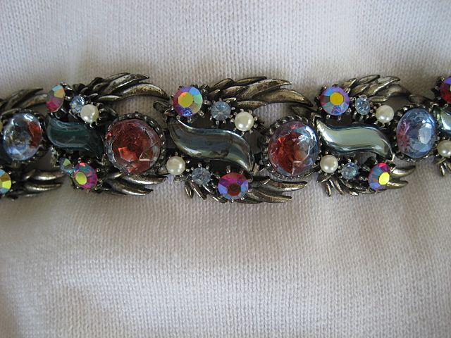 Outstanding Florenza Rhinestone Cab Bracelet Outstanding Florenza Rhinestone Cab Bracelet