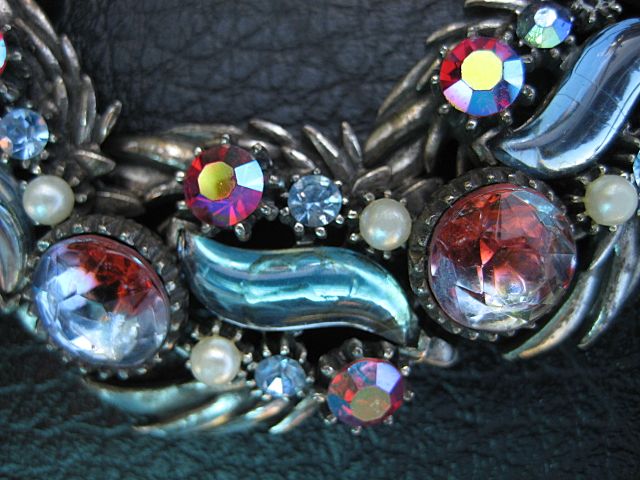 Outstanding Florenza Rhinestone Cab Bracelet Outstanding Florenza Rhinestone Cab Bracelet