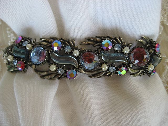 Outstanding Florenza Rhinestone Cab Bracelet Outstanding Florenza Rhinestone Cab Bracelet