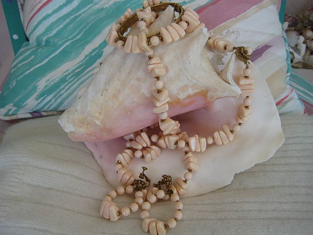 Tropical Pink Miriam Haskell Necklace Bracelet Earrings Tropical Pink Miriam Haskell Necklace Bracelet Earrings