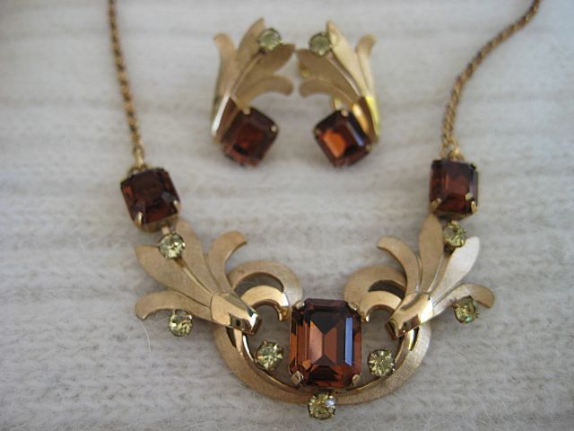 12K GF Van Dell Emerald Cut Topaz Necklace Earrings Original Box 12K GF Van Dell Emerald Cut Topaz Necklace Earrings Original Box