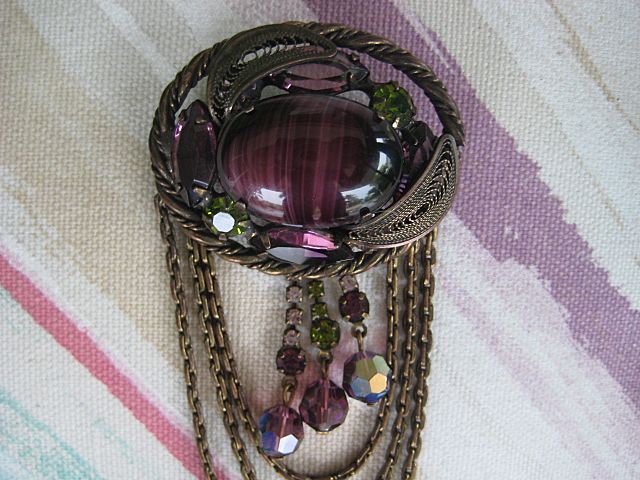 Large Purple Cabochon Rhinestone Brooch Large Purple Cabochon Rhinestone Brooch