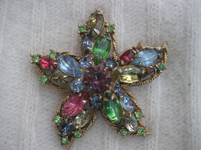 Weiss Multi Colored Rhinestone Star/Starfish Brooch Weiss Multi Colored Rhinestone Star/Starfish Brooch