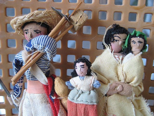 Mexican Family Felt Dolls Mexican Family Felt Dolls