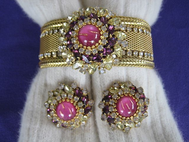 HobeTantalizing Pink Purple Rhinestone Necklace Bracelet Earrings HobeTantalizing Pink Purple Rhinestone Necklace Bracelet Earrings