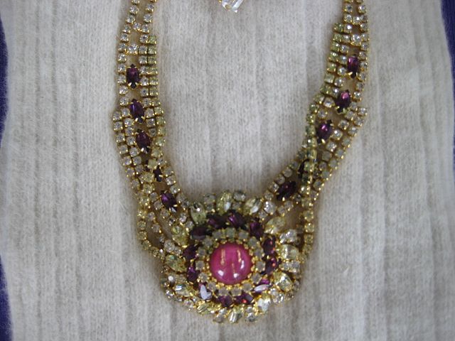 HobeTantalizing Pink Purple Rhinestone Necklace Bracelet Earrings HobeTantalizing Pink Purple Rhinestone Necklace Bracelet Earrings