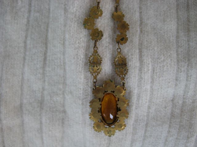 Czechoslovakian Crystal Topaz Cabochon Necklace Czechoslovakian Crystal Topaz Cabochon Necklace