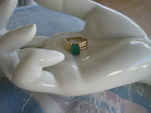 genuine emerald rings