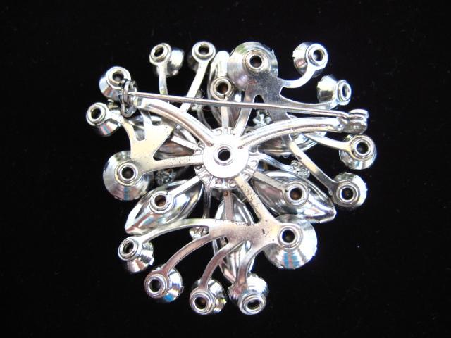 Smokey Navette Clear Round Rhinestone Brooch Smokey Navette Clear Round Rhinestone Brooch